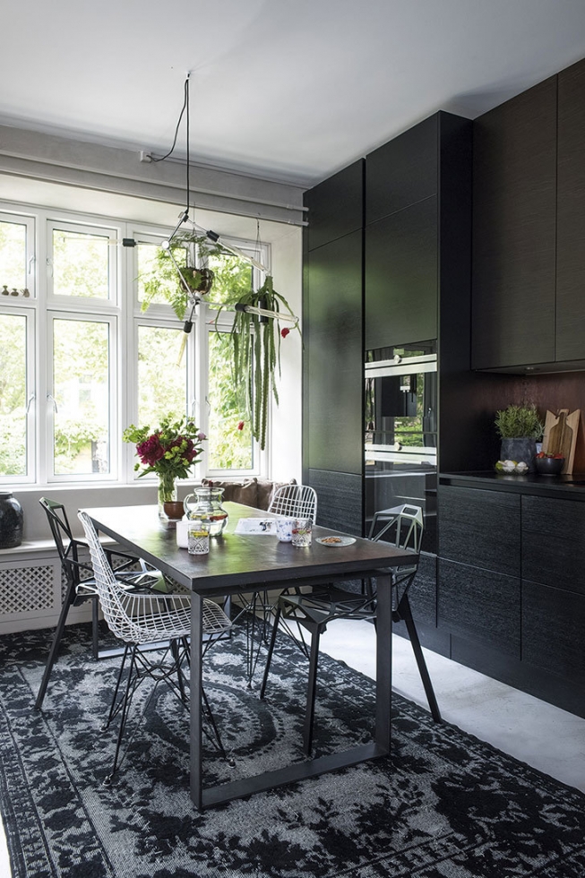 Черно-белый интерьер в его лучшем виде: квартира в Копенгагене