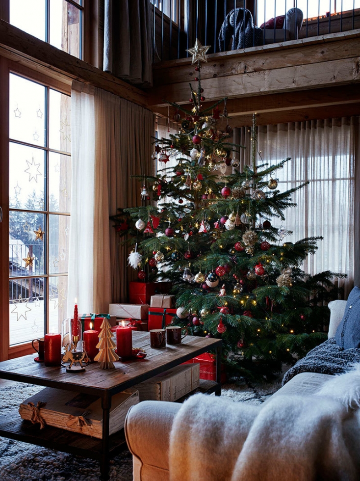 Чудесный праздничный коттедж в лесу от Zara Home