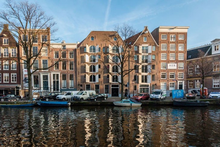 Великолепные апартаменты в Амстердаме