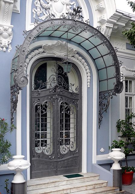 Art Nouveau doors