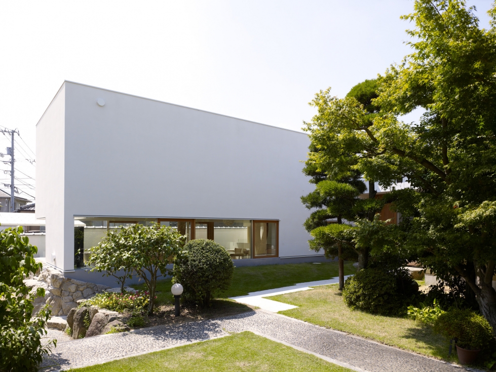 Garden Tree House  в Японии от Hironaka Ogawa & Associates