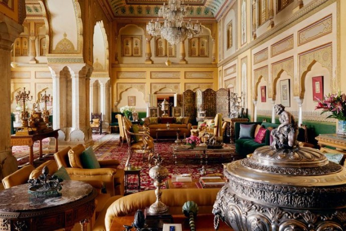 Дворец индийской королевской семьи в городе Джайпур, открытый для бронирования