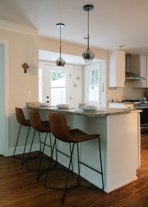 Коттедж, оформленный в нейтральных тонах Коттедж, оформленный в нейтральных тонах