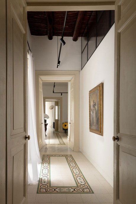 Квартира в палаццо XIX века в Неаполе, Италия