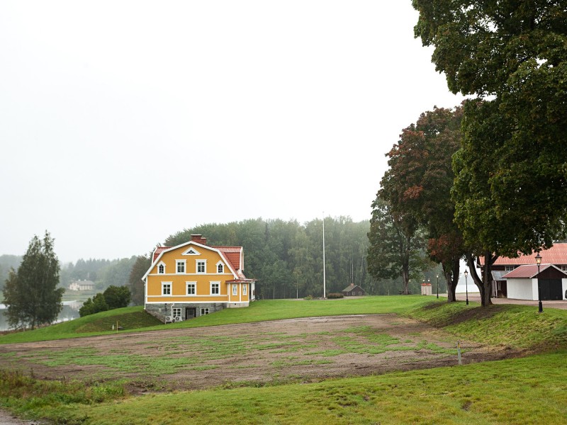 Капитально отремонтированный фермерский дом 1912 года постройки в Швеции