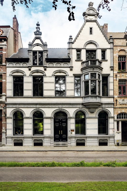 Дом дизайнера Йохана Хувена в Брюгге, Бельгия