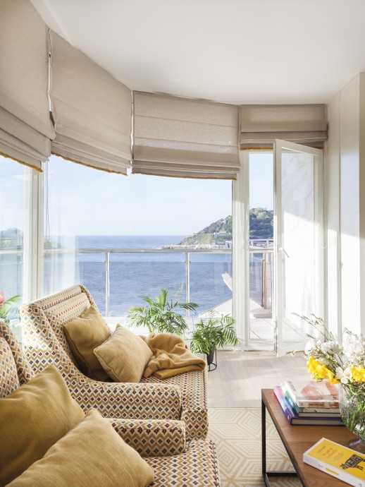 Квартира с видом на пляж Ла-Конча в городе Сан-Себастян, Испания