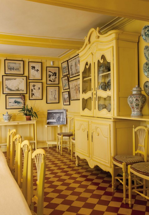 Дом в Живерни (Франция), принадлежавший живописцу Клоду Моне