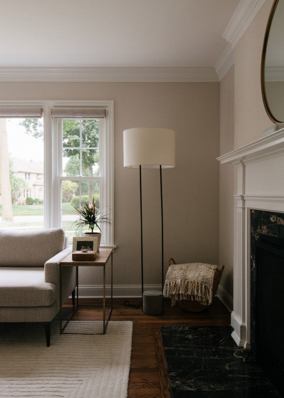 Коттедж, оформленный в нейтральных тонах Коттедж, оформленный в нейтральных тонах