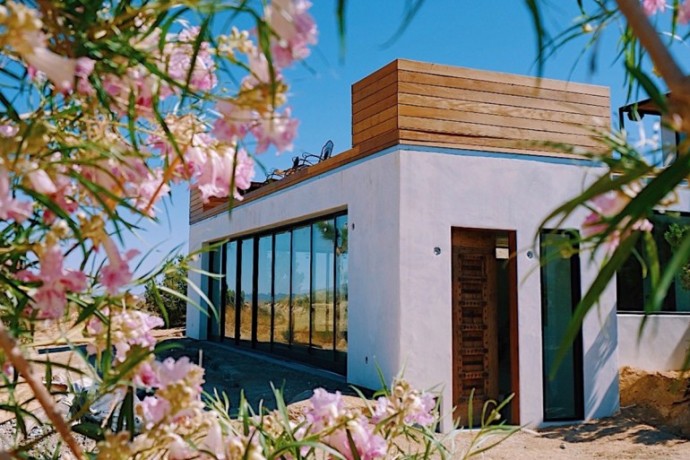 Дом в калифорнийской пустыне, в деревне Джошуа