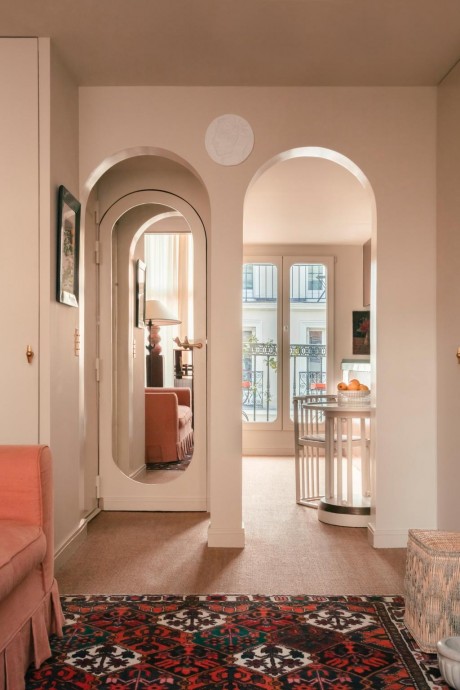 Квартира итальянского дизайнера Фабрицио Казираги в Париже