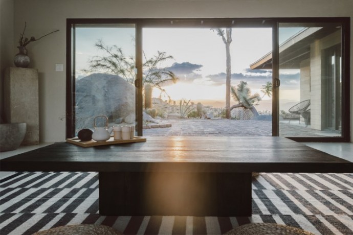 Минималистичный дизайн виллы в калифорнийской пустыне