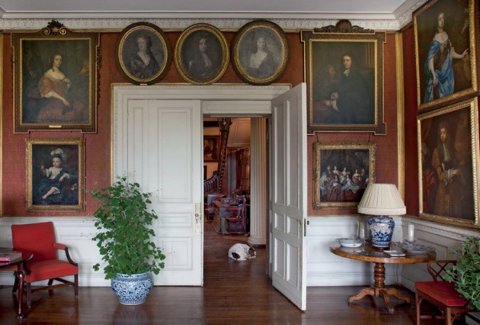 Бадминтон-хаус, величественная загородная резиденция герцогов Бофорт в Глостершире, Великобритания