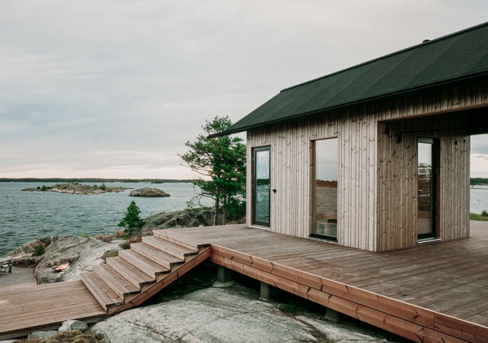 Дачный дом на скалистом острове в Финляндии