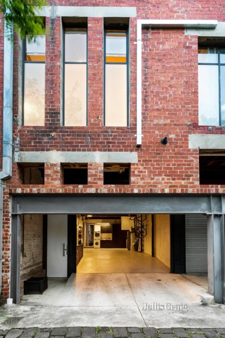 Столетний склад в Мельбурне (Австралия), превращённый в жилой дом