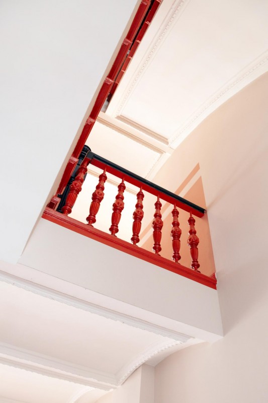 Интерьер берлинской квартиры, оформленной в приглушенных тонах