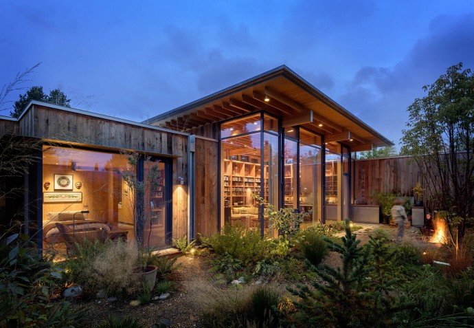 Экологичный бревенчатый дом в Сиэтле, Вашингтон