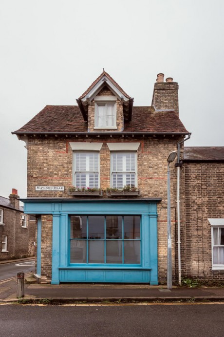 Превращённый в жилой дом бывший магазинчик середины XIX века в Кембридже, Великобритания
