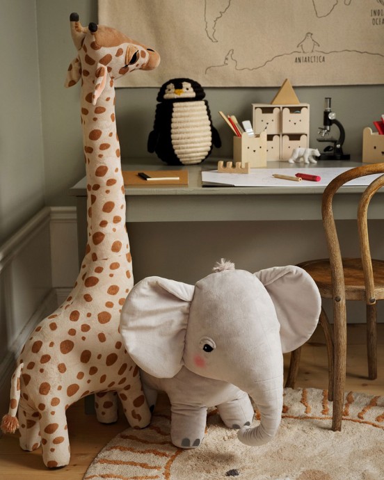 Инсталляции от дизайнеров бренда H&M Home
