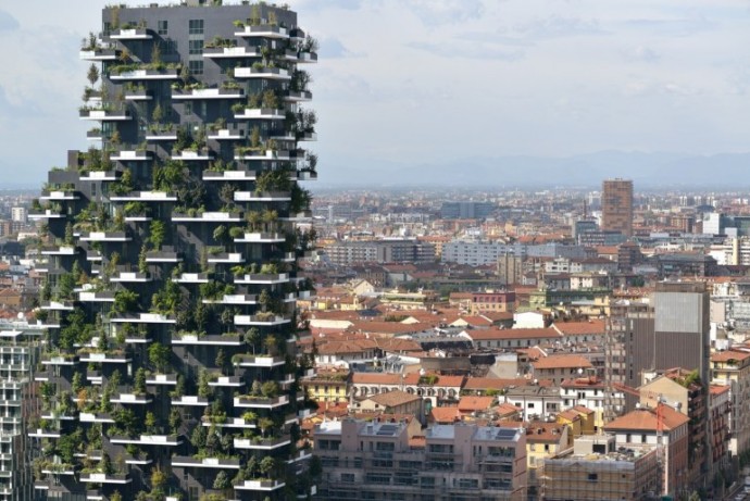 Апартаменты в оригинальной высотке Bosco Verticale в Милане