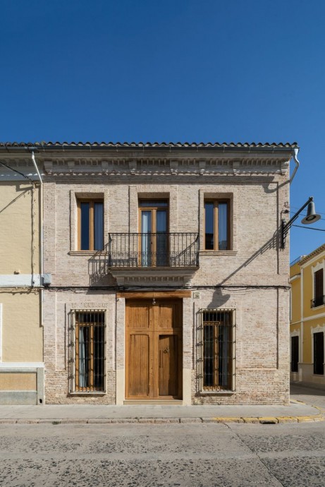Обновлённый старинный дом в Валенсии, Испания