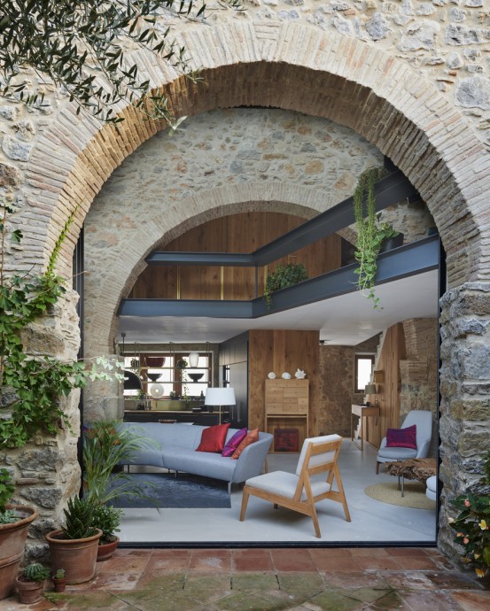 Обновлённый 200-летний дом в Баш- Эмпорда, Испания