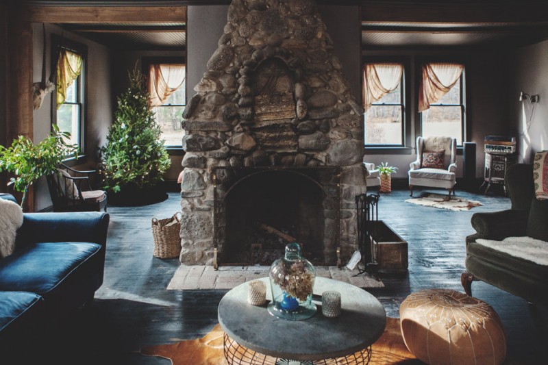 Гостиница Foxfire Mountain House в горах Маунт-Тремпер, штат Нью-Йорк
