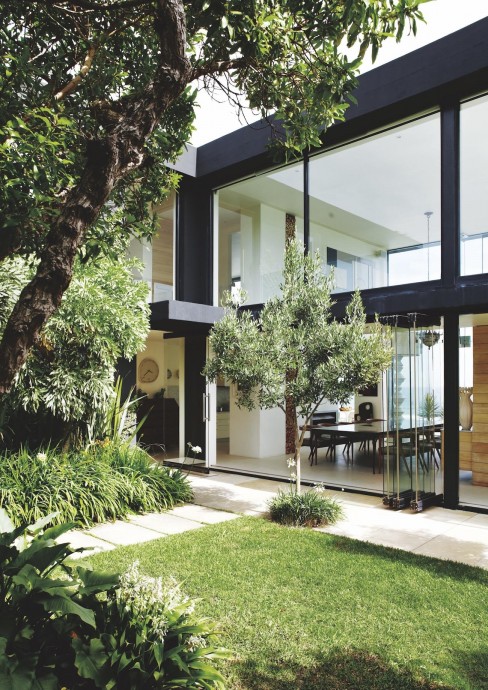 Дом для большой семьи дизайнера Тревина Макгоуэна в ЮАР
