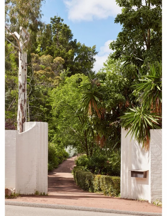 Дом дизайнера француженки Бронте Татон в Перте, Австралия