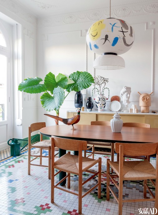 Квартира художника и дизайнера Хайме Айона в Валенсии, Испания