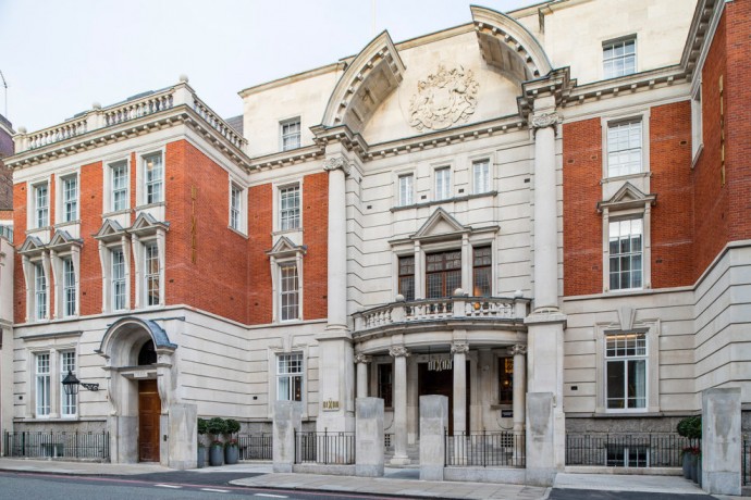 Лондонский отель The Dixon, расположенный в бывшем здании суда