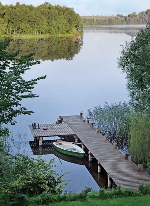 Дом у озера на Мазурах, Польша