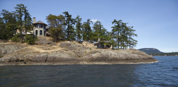 Резиденция на уединенном острове Солт-Спринг, Канада