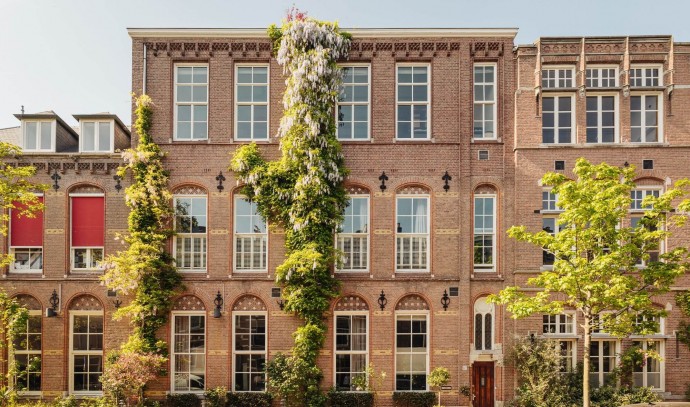 Лофт площадью 165 м2 в бывшей школе XIX века в Амстердаме