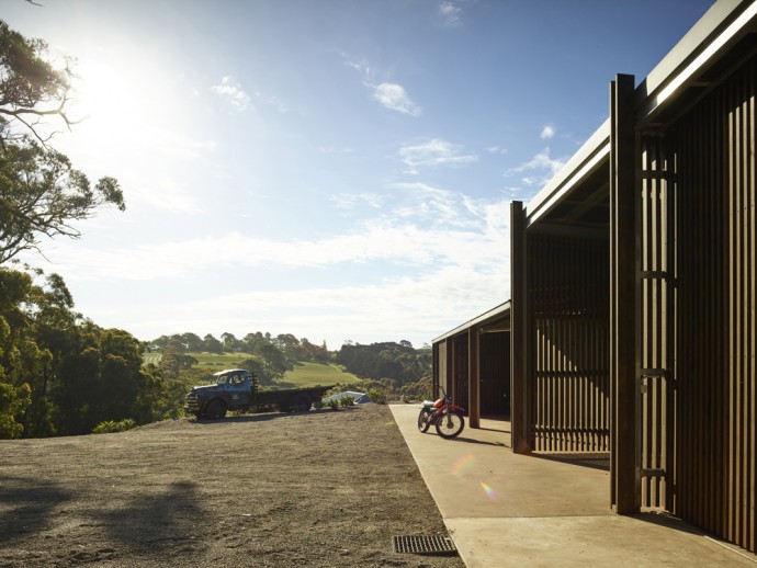 Реконструкция австралийского стального сарая на полуострове Морнингтон, Австралия