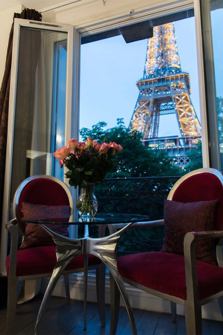 Апартаменты в Париже с видом на Эйфелеву башню