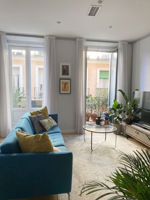 Холостяцкая квартира в Мадриде