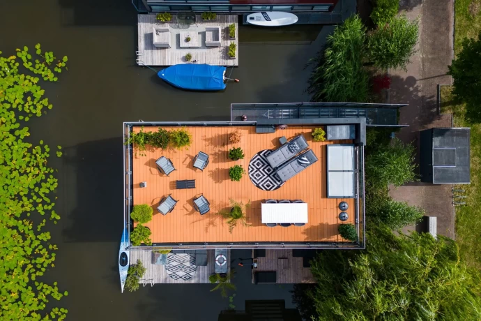 Дом на воде в Утрехте, Нидерланды