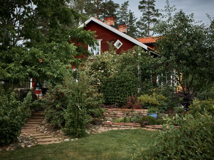 Фермерский и гостевой дома 1850-х годов постройки в Швеции