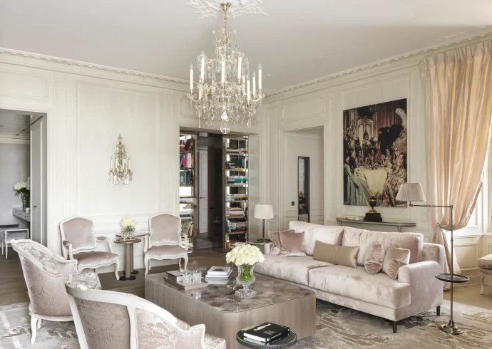 Люкс в парижском отеле класса люкс Crillon