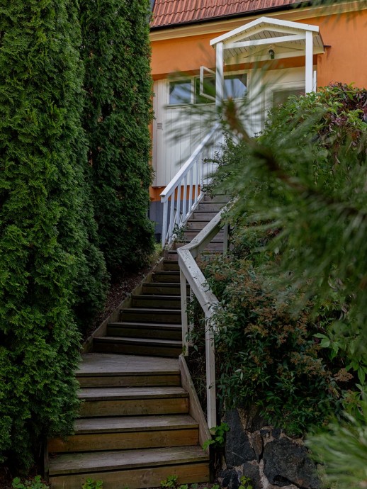 Мансардная квартира на вилле в пригороде Стокгольма