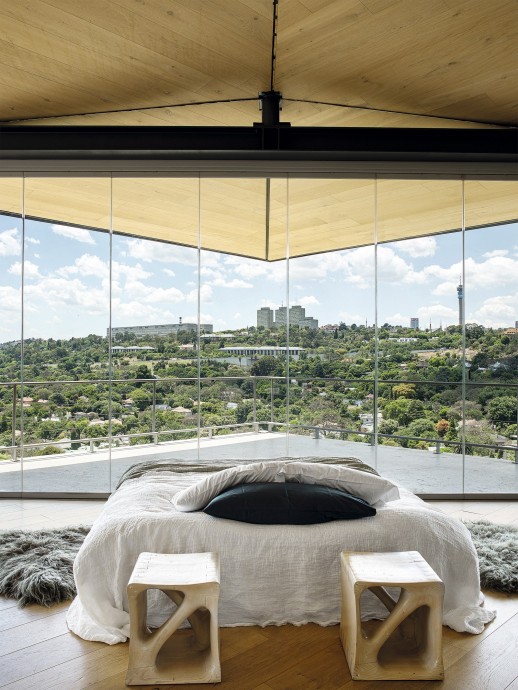 Современный дом с видом на Йоханнесбург, ЮАР