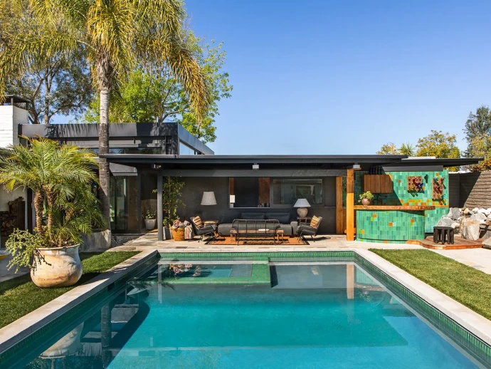 Дом продюсера Брэндона Крида в Лос-Анджелесе, оформленный его матерью - дизайнером Шари Крид