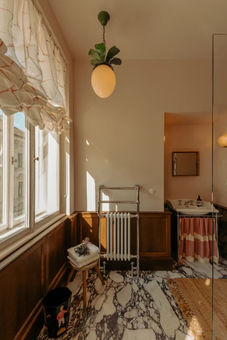 Квартира журналиста Кири и художника Филиппа Сулке в Вене, Австрия