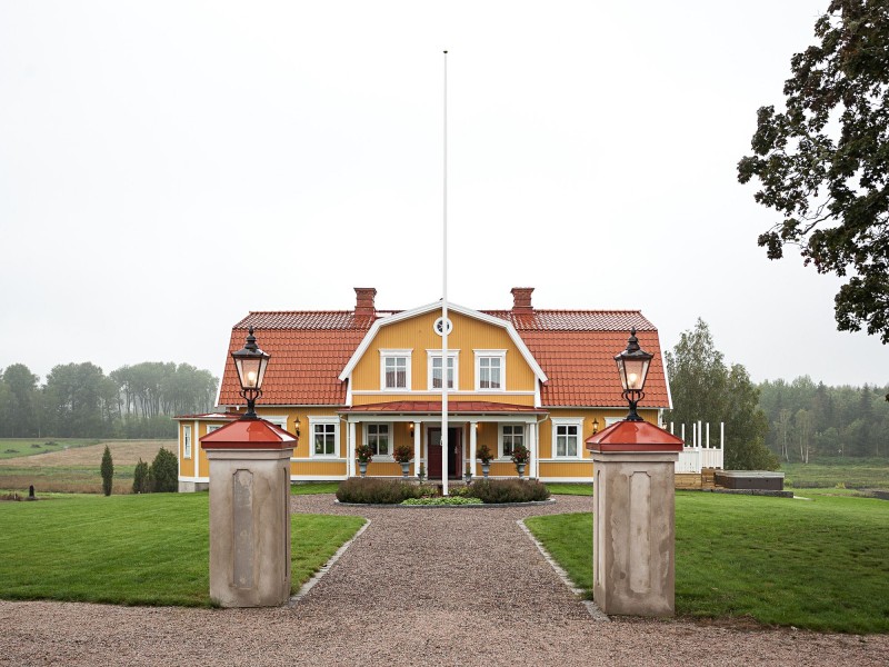 Капитально отремонтированный фермерский дом 1912 года постройки в Швеции