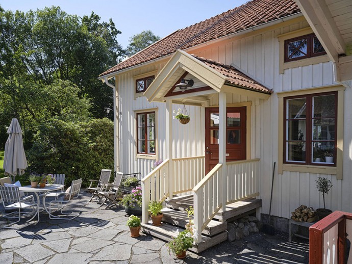 100-летний традиционный коттедж в Швеции