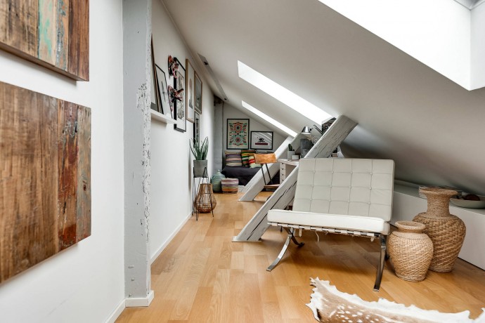 Мансардная квартира-лофт площадью 150 м2 в Стокгольме