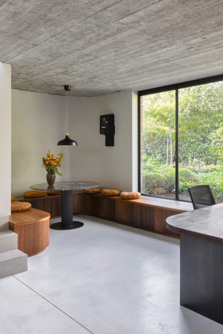 Дом архитекторов Коэна Холландерса и Кэтлин Бэрт в провинции Антверпен, Бельгия