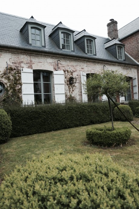 Бывшая нотариальная контора в департаменте Уаза (Франция), превращённая в жилой дом