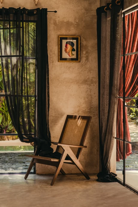 Дом пары художников Назарены Гарсия и Даниэля Булла недалеко от города Тулум, Мексика
